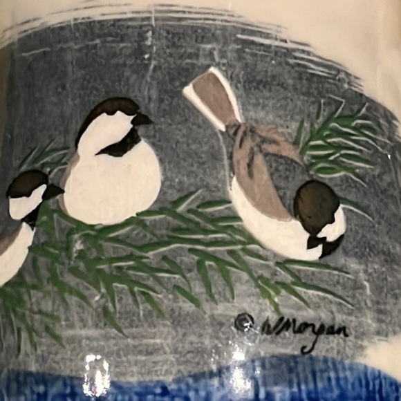 Art Pottery Mug with Chickadees. Copyrighted and signed “W. Morgan” - Picture 2 of 9